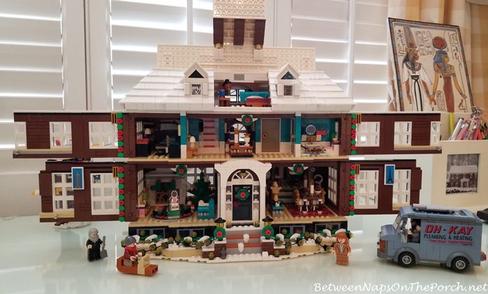 Lego Home Alone House, Open to See Inside