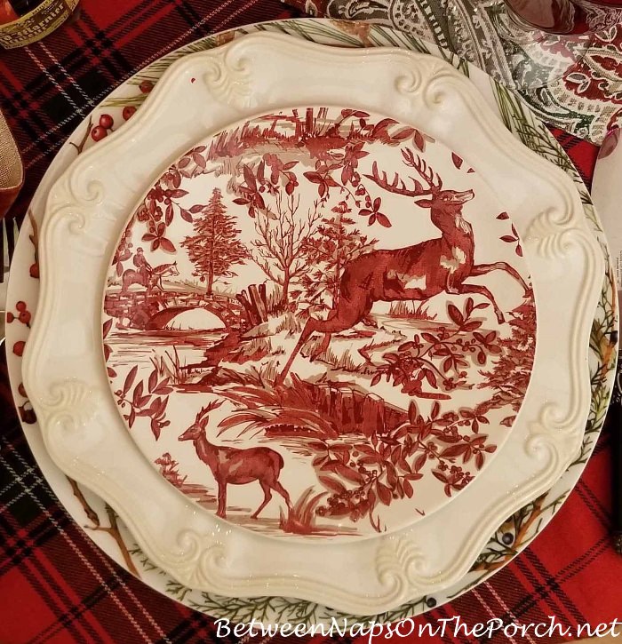 Red and White Deer Plates