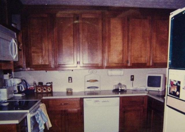 Stained Kitchen Cabinets Before Painting