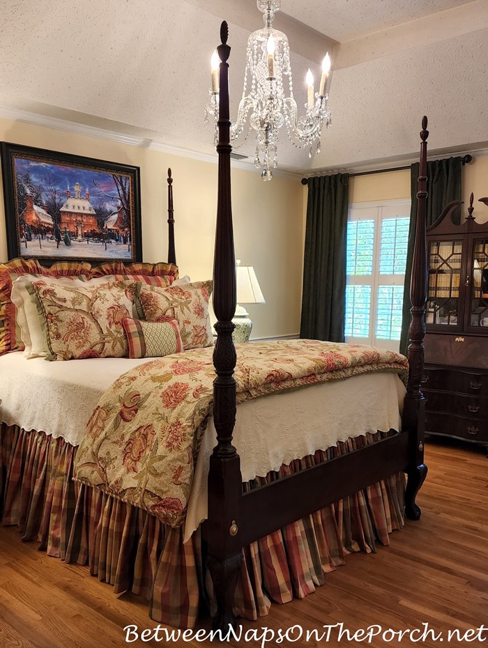 Classic Bedroom, 4-Poster Bed