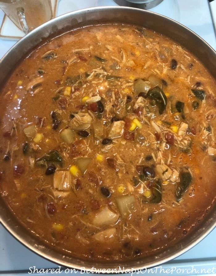 How to Make Pueblo Chicken Soup
