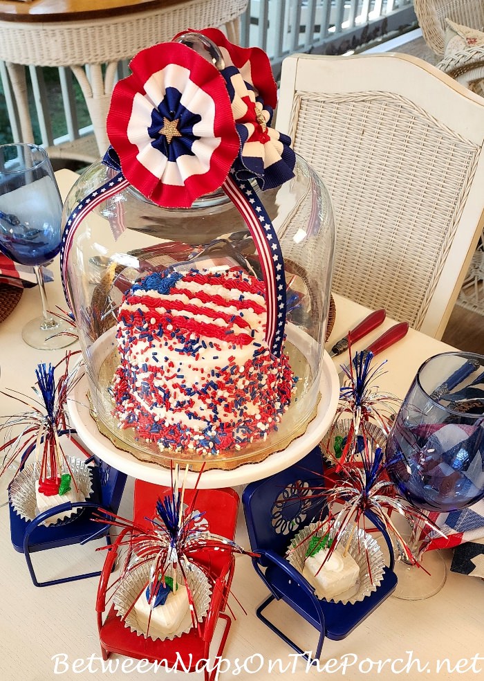 4th of July Centerpiece, Red, White and Blue Centerpiece