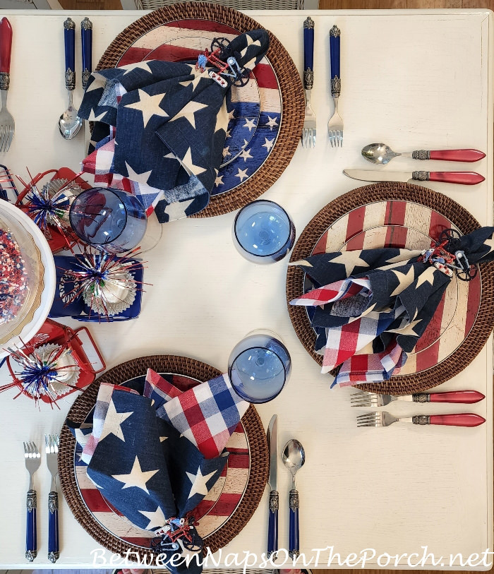 4th of July Table, Flag China, Star Napkins