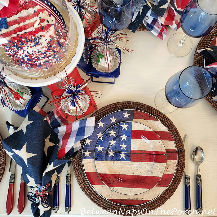 Flag Dinnerware, 4th of July Plates