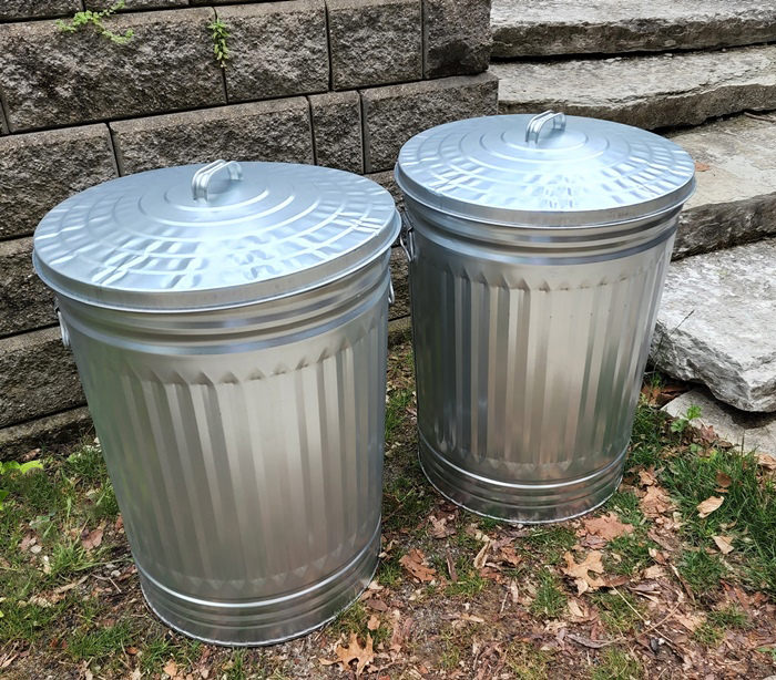 VINTAGE GALVANIZED STEEL METAL GARBAGE TRASH CAN 20 GALLON WITH LID NICE  SHAPE