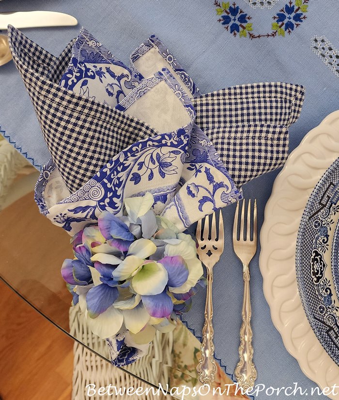 Hydrangea Napkin Ring, Blue and White Table