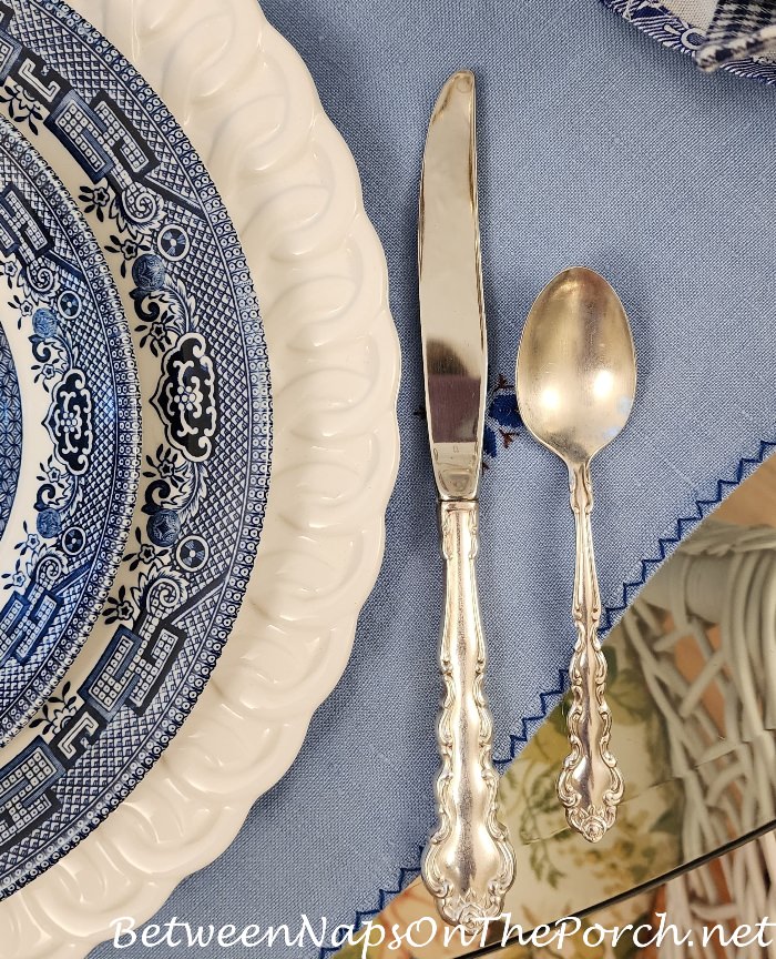 https://betweennapsontheporch.net/wp-content/uploads/2022/09/Silverplate-Flatware-Beautiful-Patina.jpg