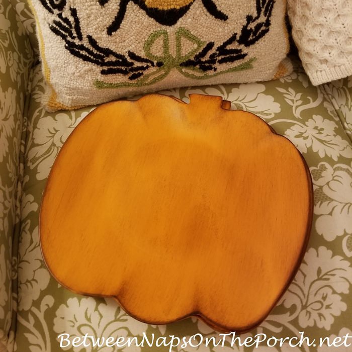 Pumpkin Charger Plates, Great for Halloween