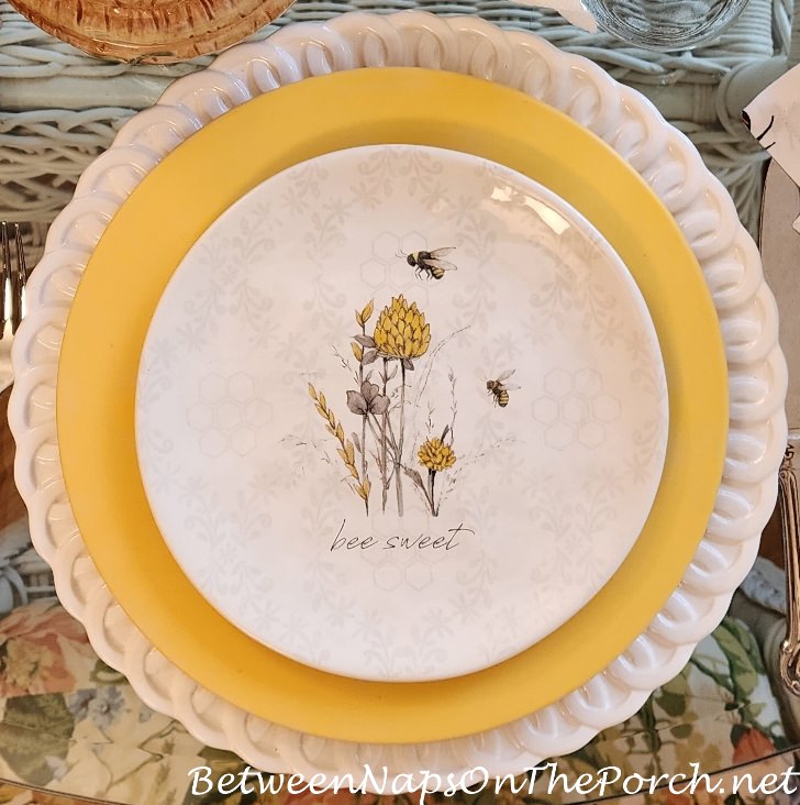 Bee Dinnerware