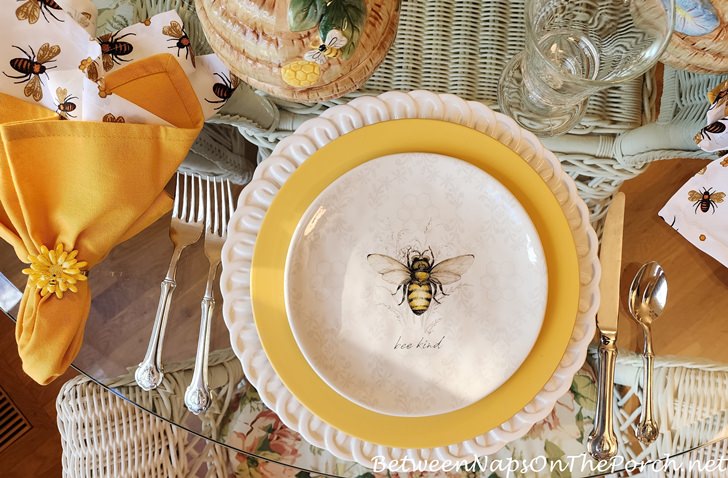 Bee Salad Plate with Bee Motif