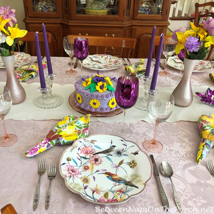 Floral Bird-Themed Dinnerware