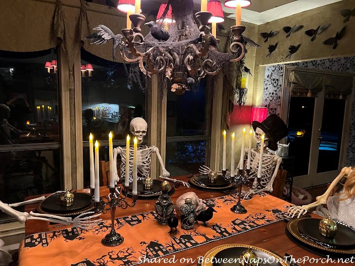 Eek! Uninvited Guests Crash Jackie's Halloween Dinner Party