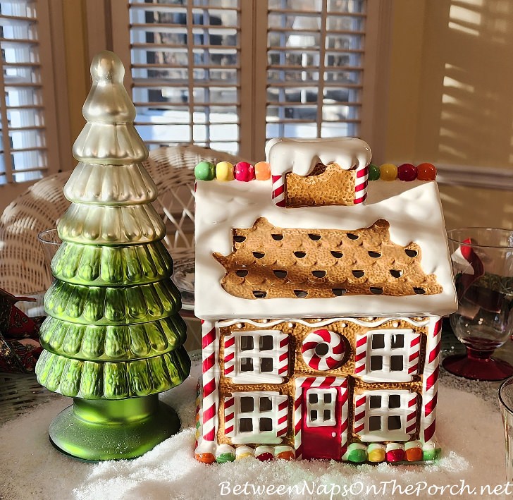 Gingerbread House, Christmas Table Ideas