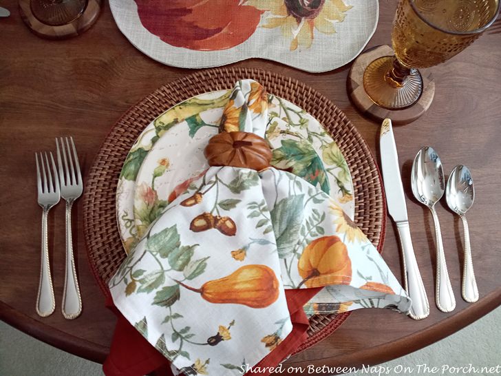 Everything You Need To Set The Perfect Thanksgiving Table