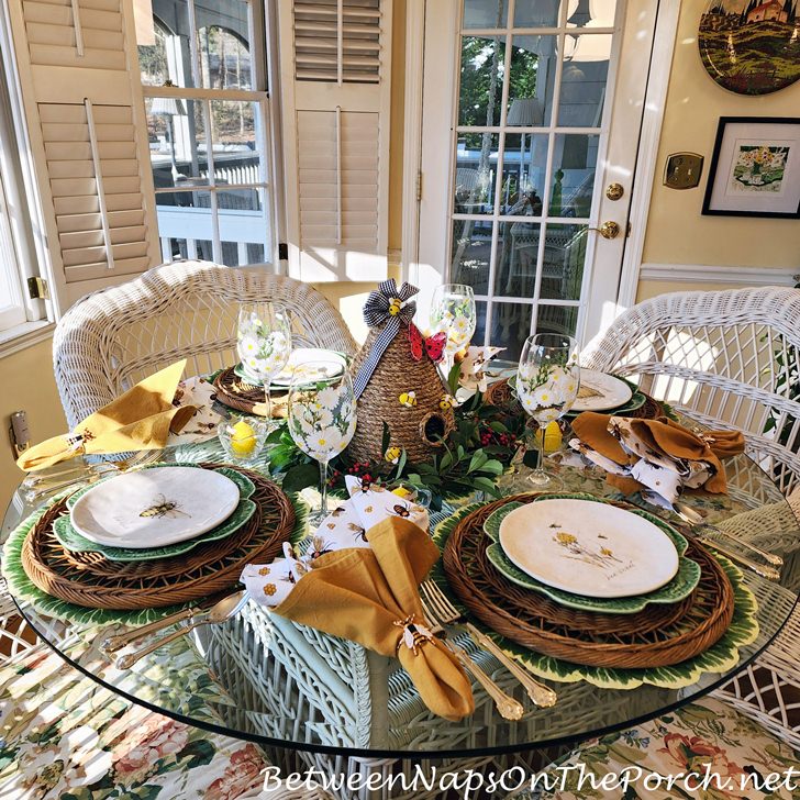 Bee Themed Table Setting for Spring