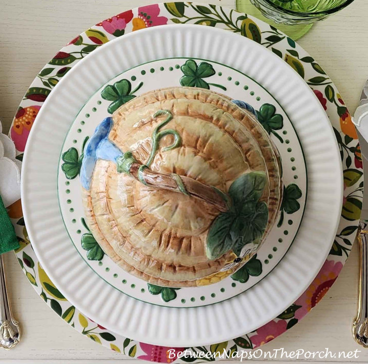St. Patrick's Day Table Setting for Spring