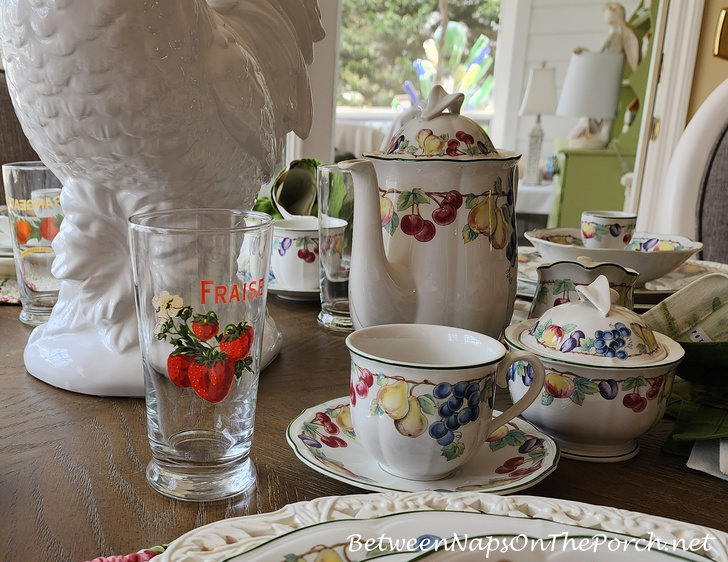 Williams Sonoma Fruit Juice Glasses, French Design