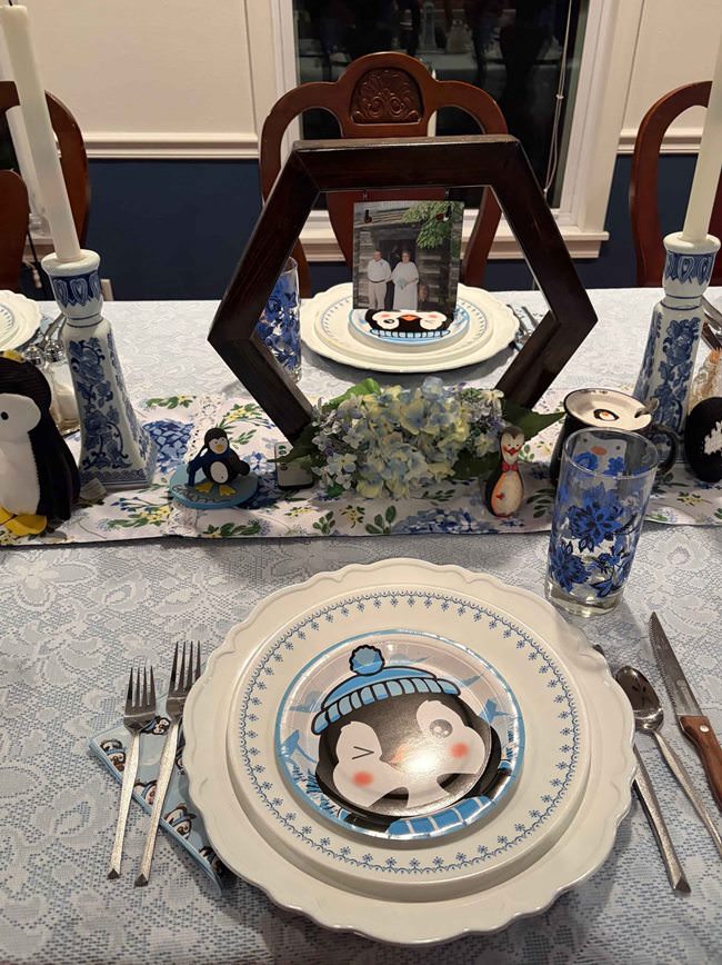 Penguin themed table in blue and white