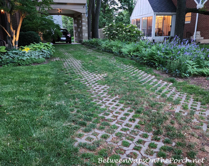 Beautiful way to create a driveway that's hidden