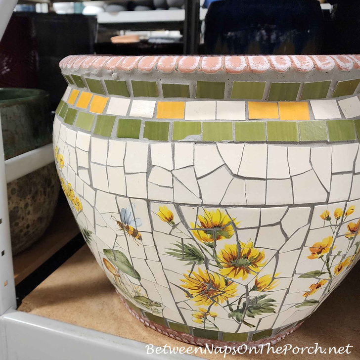 Beautiful-Mosaic-Planter-sunflowers-and-bees