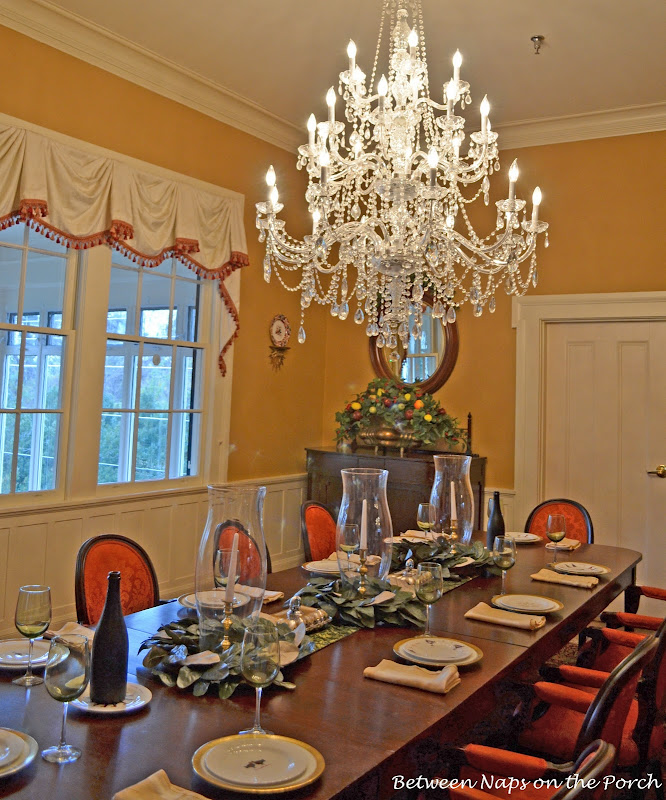 Christmas Tablescape in Historic Brumby Hall
