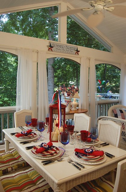 4th of July Table Setting, Independence Day Tablescape