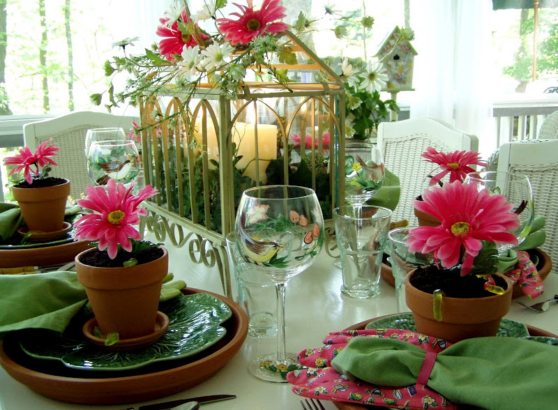 Garden Party Table Setting Tablescape