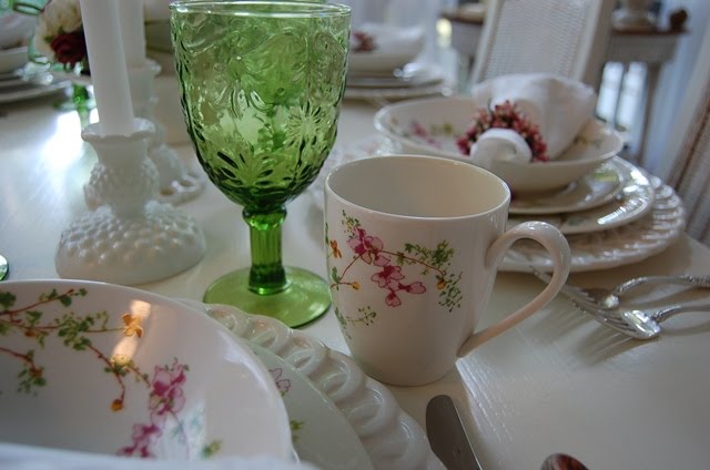 Spring Table Setting Tablescape with Candlelight Centerpiece