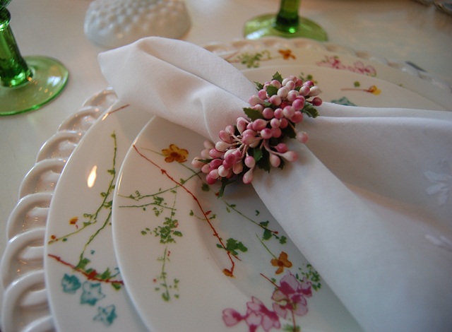 Spring Table Setting Tablescape with Candlelight Centerpiece