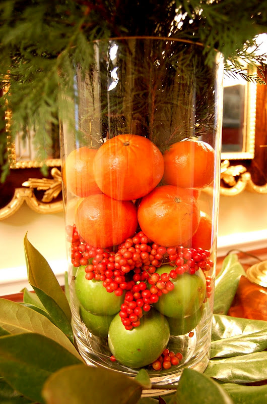 Easy Christmas Holiday Centerpiece: Make in 15 Minutes