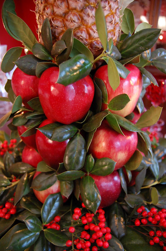 Christmas Tablescape Table Setting with Lenox, Holiday and A Colonial Williamsburg Apple Tree Centerpiece: