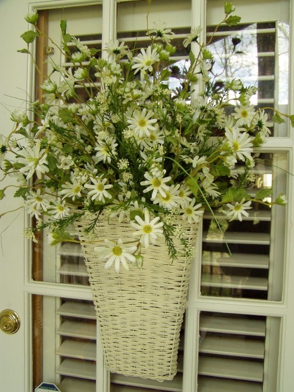 Basket  filled with Daisies